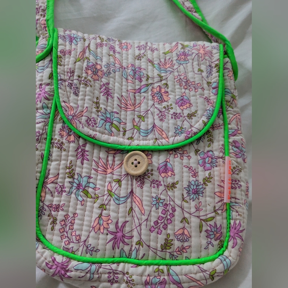 NWOT Petit Pan Bag